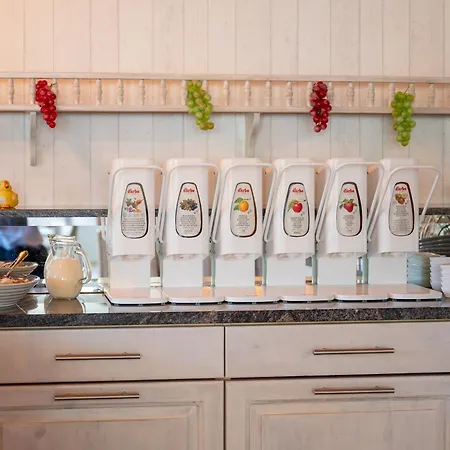 Sonneck-adults Only *